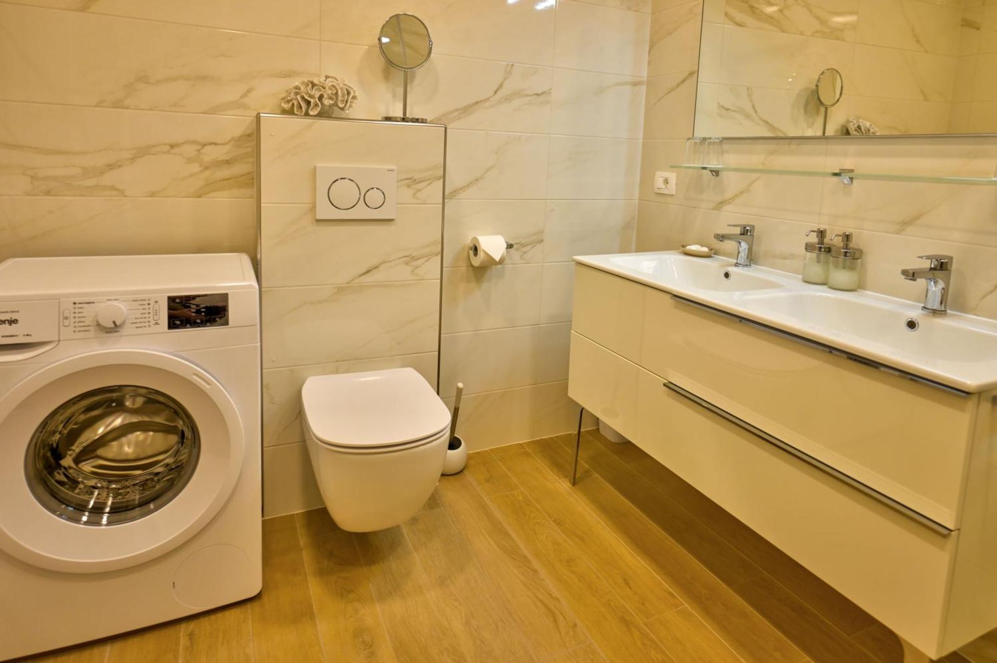 Apartma Bellavista อิซอลา ภายนอก รูปภาพ